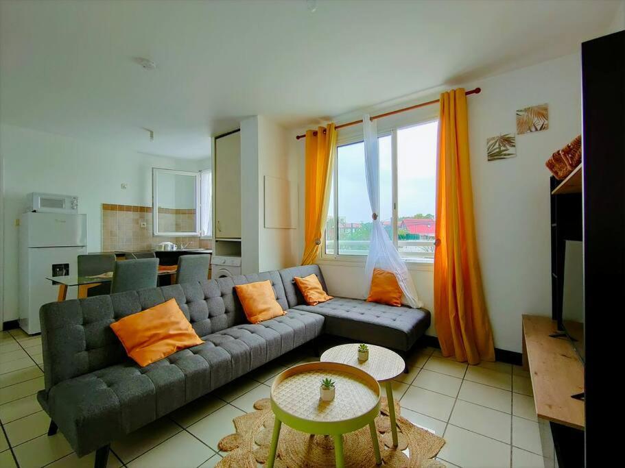 Appartement T2 - Sainte-Marie - 10 Min De L'Aeroport 外观 照片