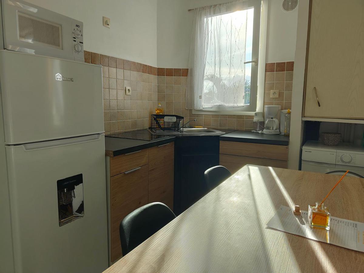 Appartement T2 - Sainte-Marie - 10 Min De L'Aeroport 外观 照片