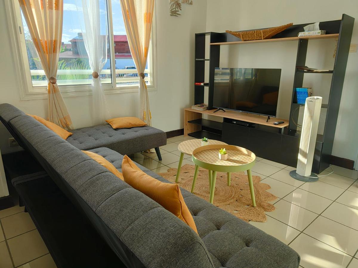 Appartement T2 - Sainte-Marie - 10 Min De L'Aeroport 外观 照片